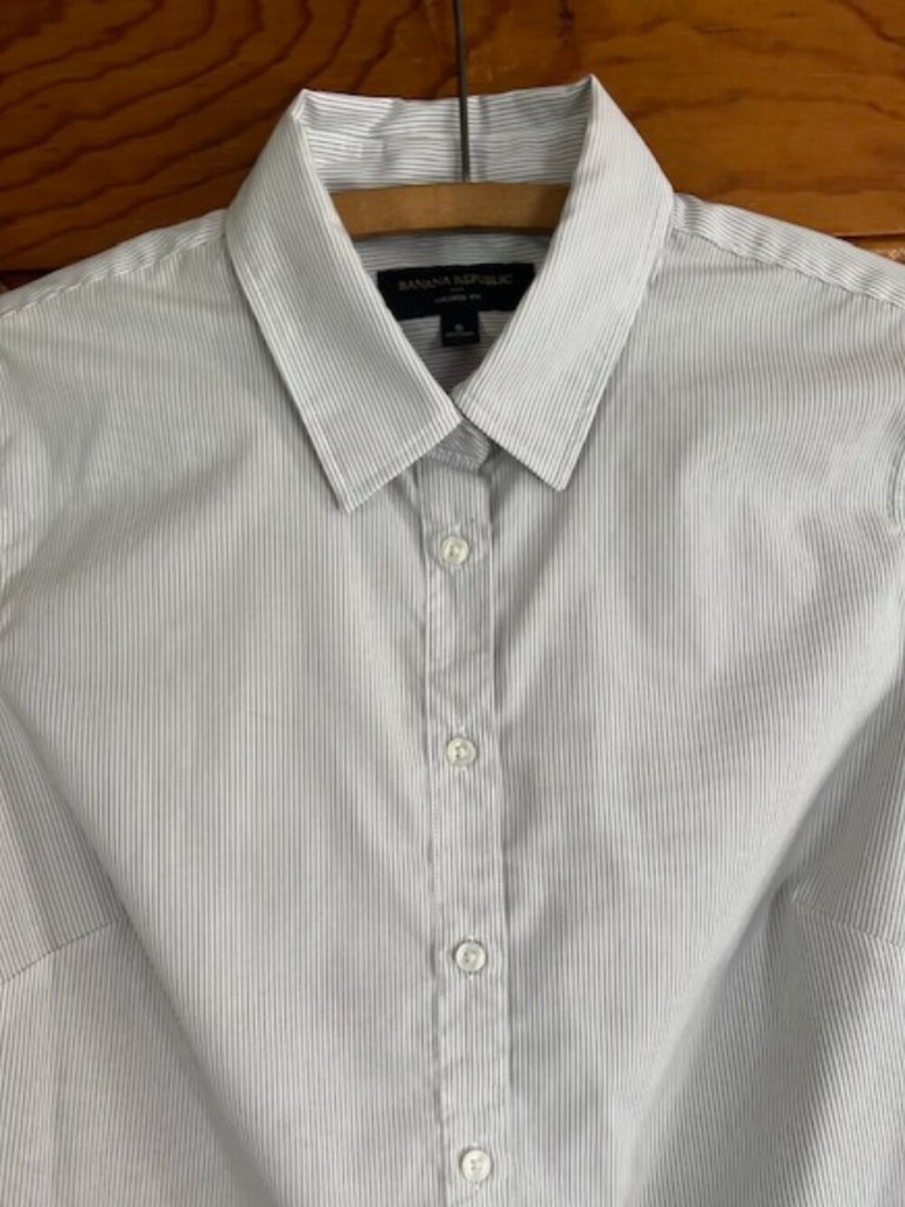Banana Republic Tailored-Fit White/Grey Stripes Shirt Woman's Size 6 - Picture 2 of 9